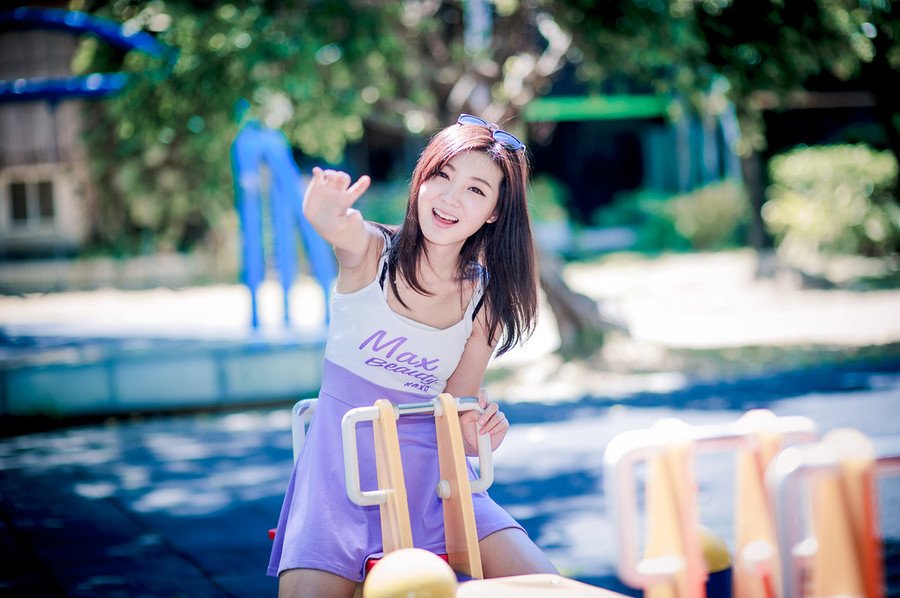 “不可能！”邓贤还未说完，张任已经断然拒绝，他知道邓贤要说什么，但大丈夫有所为有所不为，要他背叛，绝无可能。
